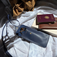 Assortiment d'une petite enveloppe et d'une enveloppe lunette